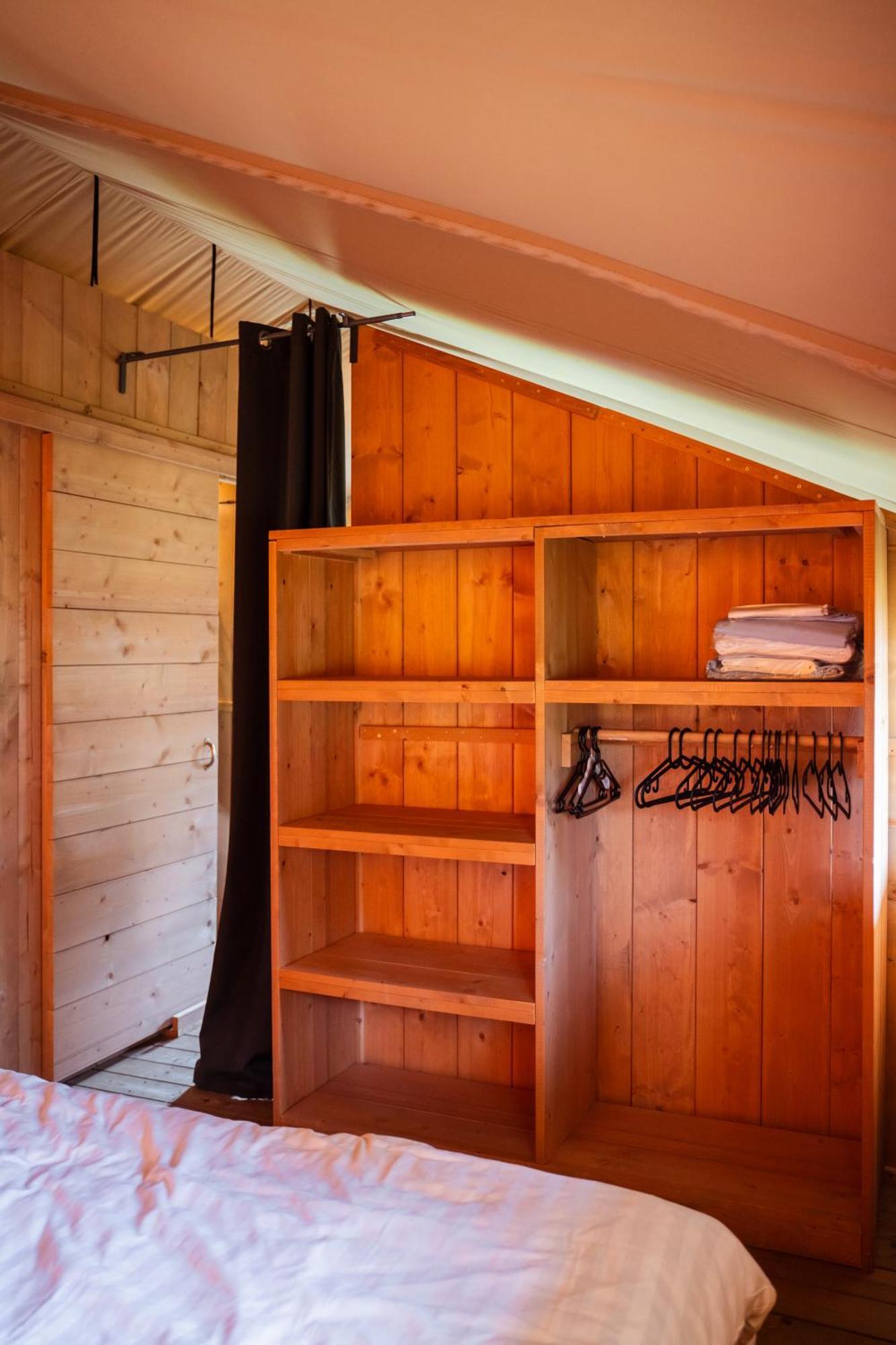 Camping De Chenefleur Tintigny Room photo