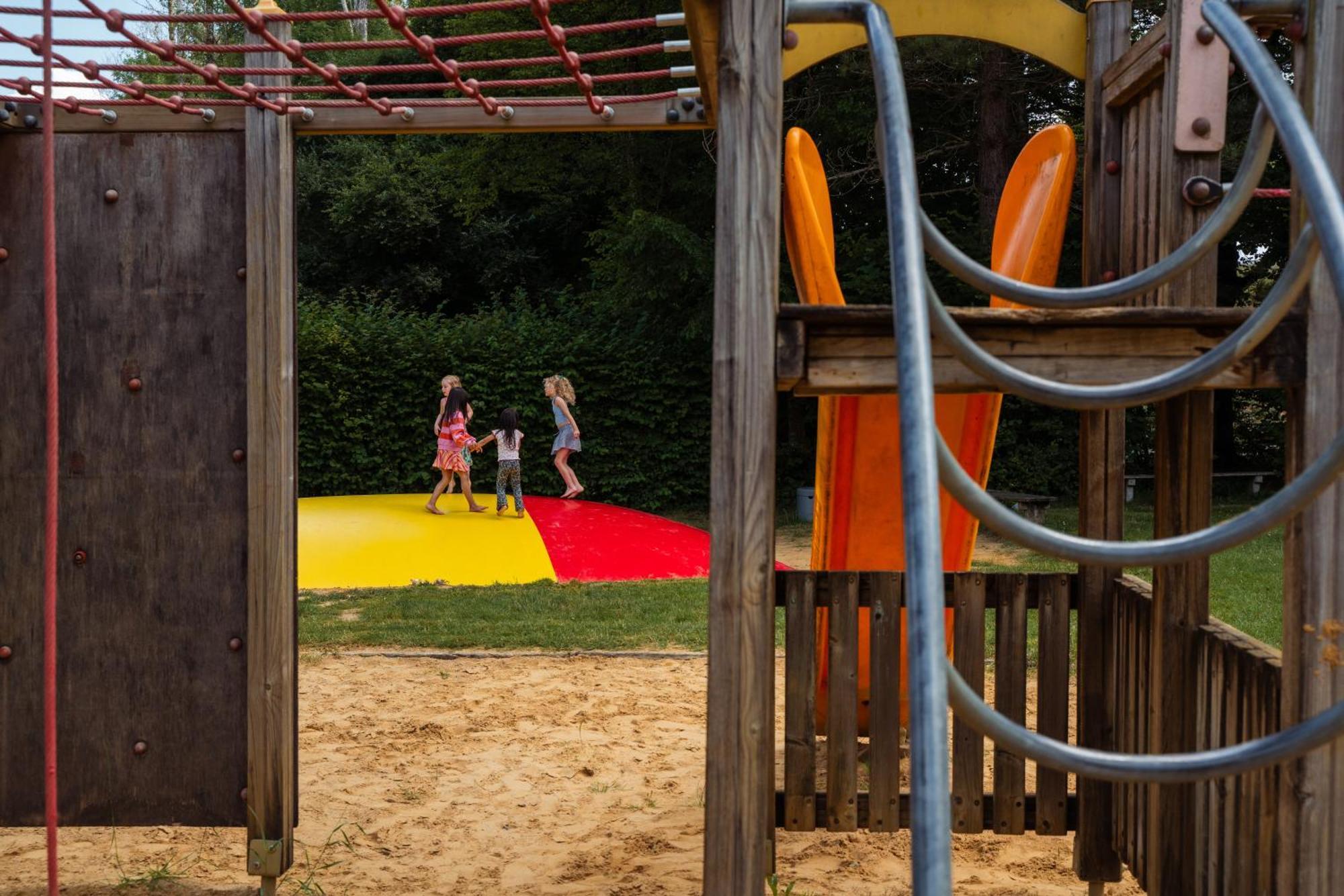 Camping De Chenefleur Tintigny Exterior photo